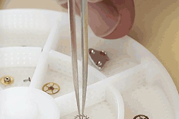 南京劳力士表走时不准维修